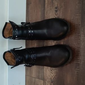 Sofft Moto Boots